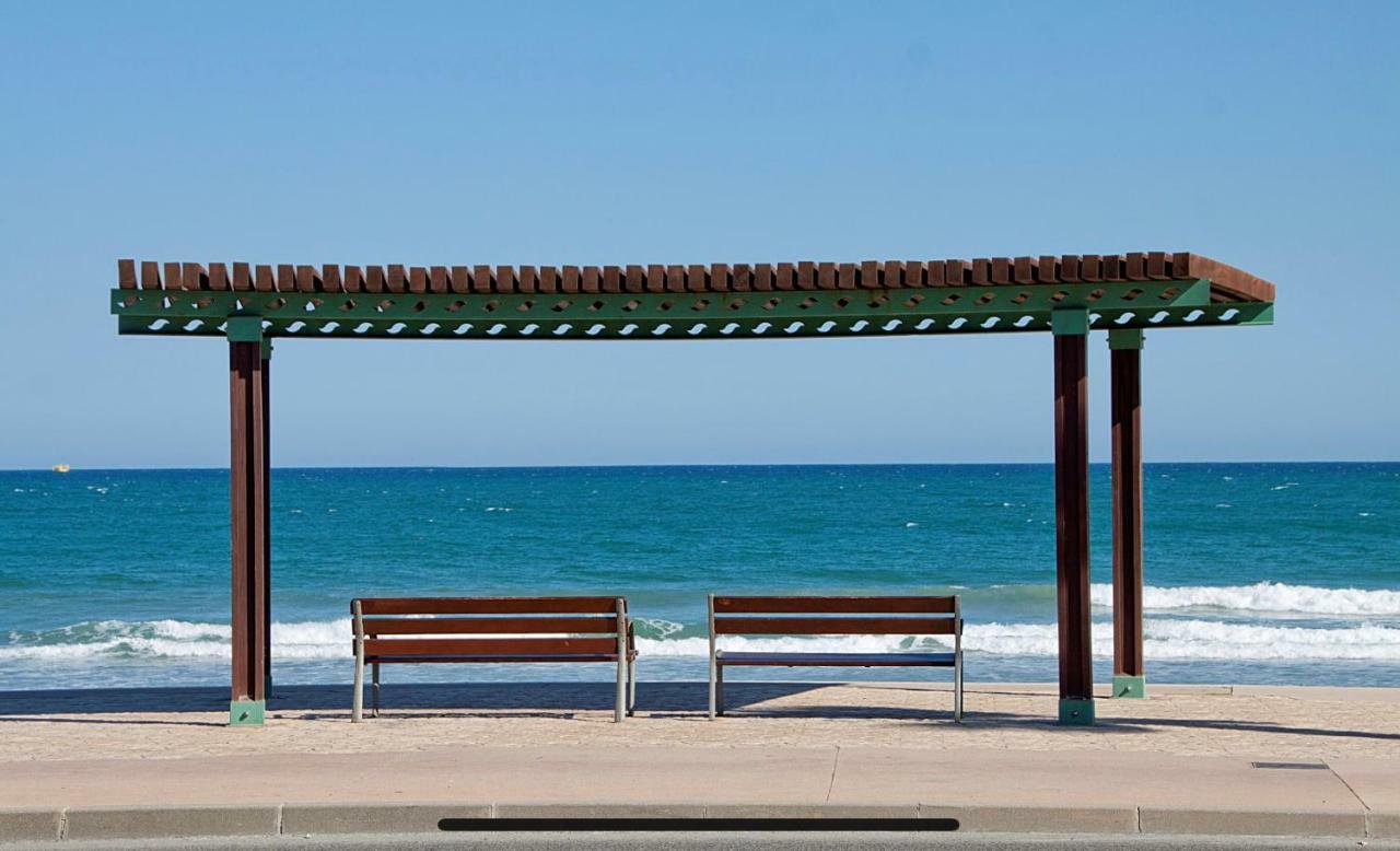 Super Apartamento En Playa De La Pineda Luaran gambar